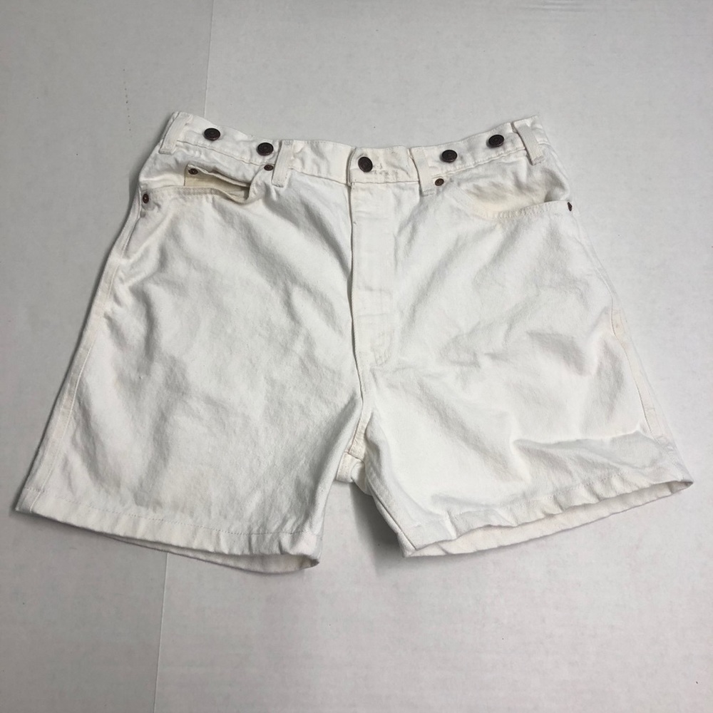 Vintage Levi’s shorts size 34 pants off white DIY